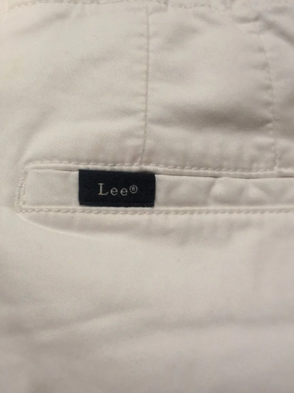 Lee Pants Women's Sz 10 M White Shorts Chino Solid Pocketed - Picture 9 of 11